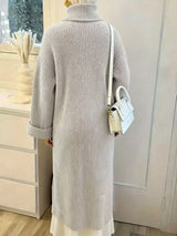 Robe Longue en Maille à Col Roulé – Élégance Hivernale Modeste✨️